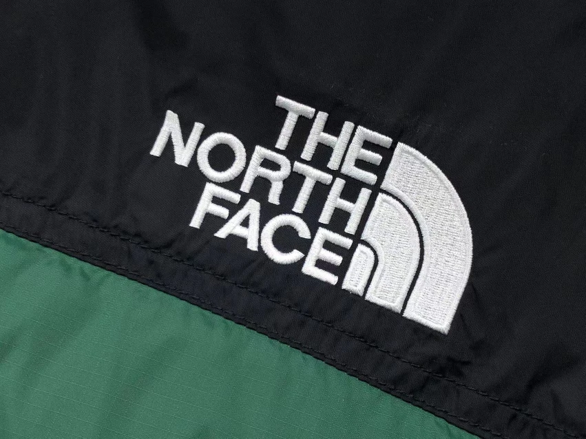 The North Face 1996 Nuptse 700 - Imagen 4