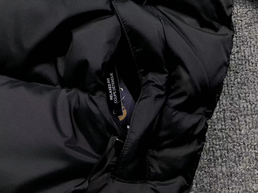 The North Face 1996 Nuptse 700 - Imagen 31