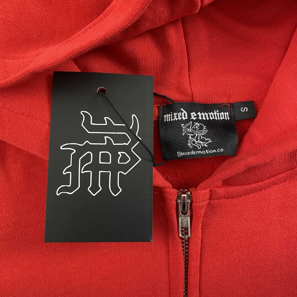 Emotions Never Die Hoodie - Imagen 11
