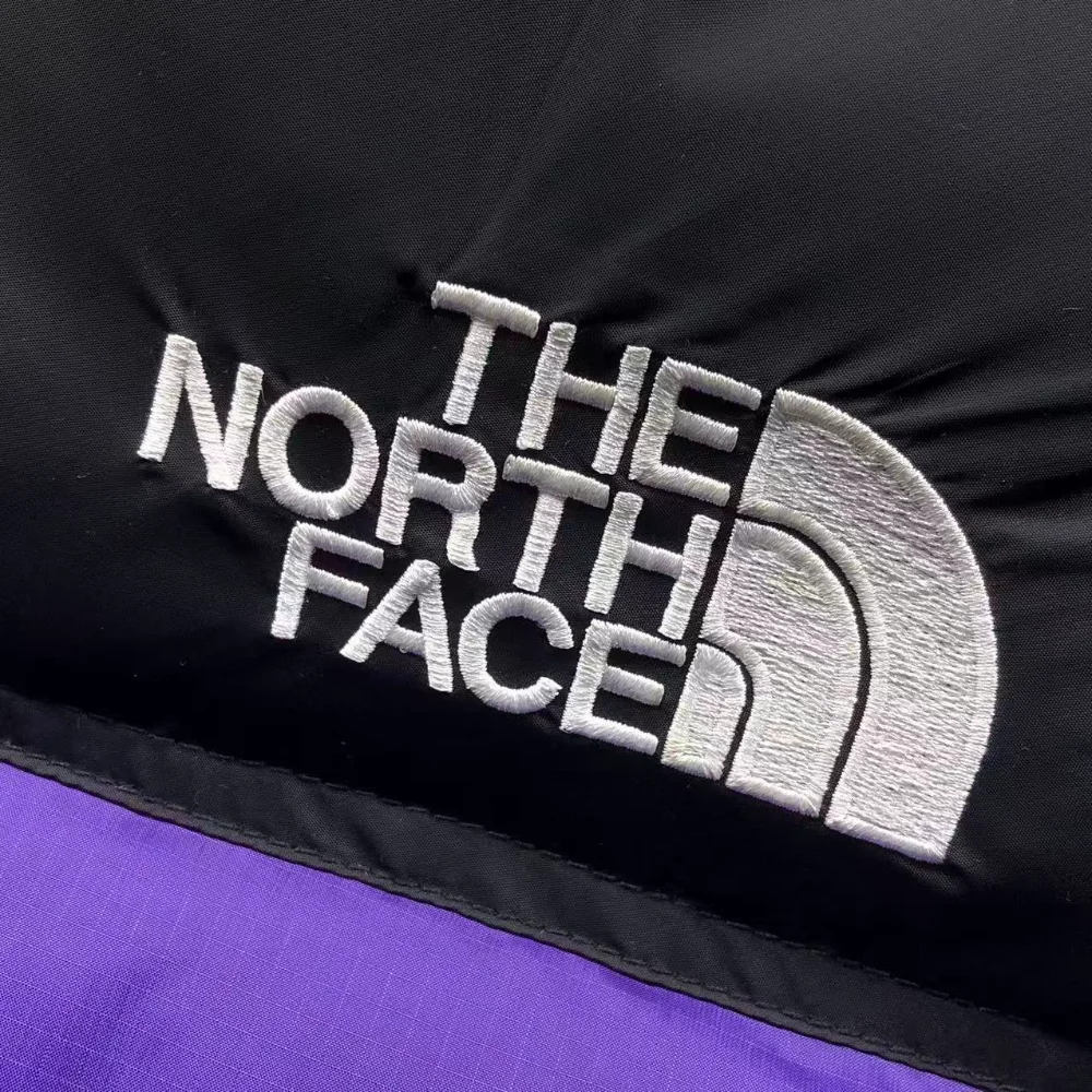 The North Face 1996 Nuptse 700 Sin Mangas - Imagen 4