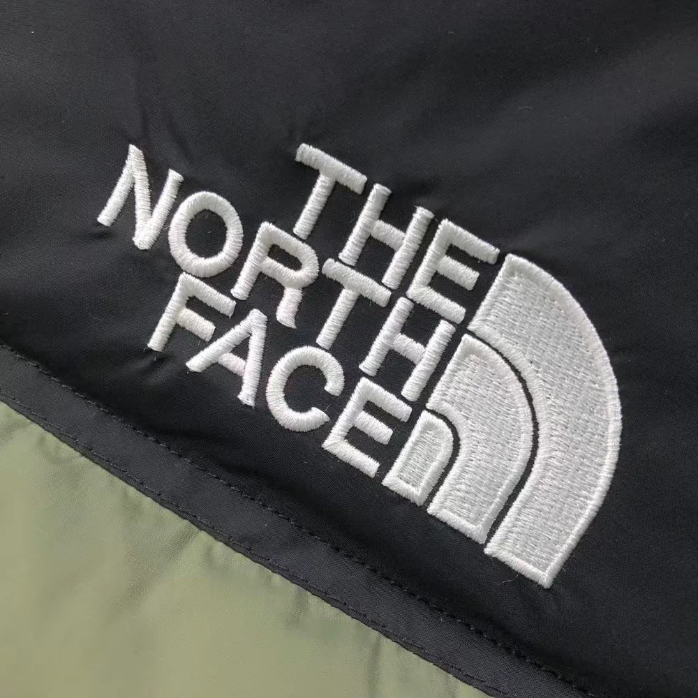 The North Face 1996 Nuptse 700 Sin Mangas - Imagen 4