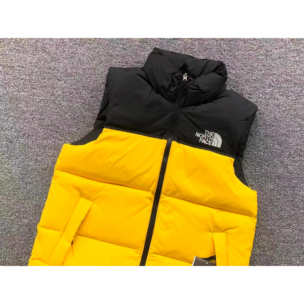 The North Face 1996 Nuptse 700 Sin Mangas - Imagen 3