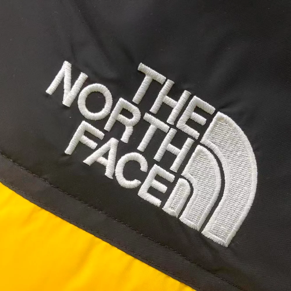 The North Face 1996 Nuptse 700 Sin Mangas - Imagen 4